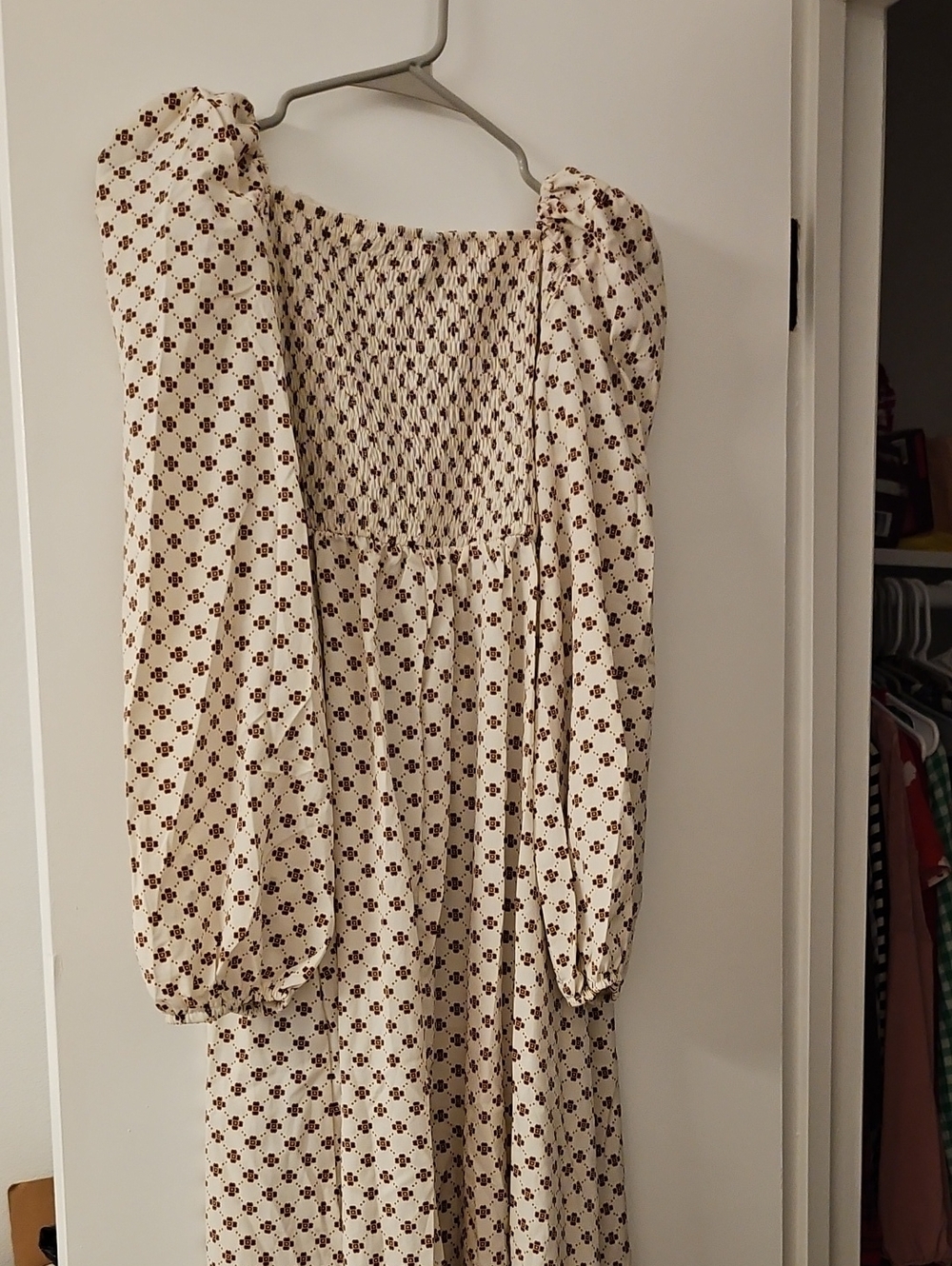 Long Dress - Picture 9 of 10